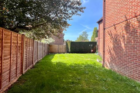 Flat, 2 Wey Road, Godalming, GU7 1ND