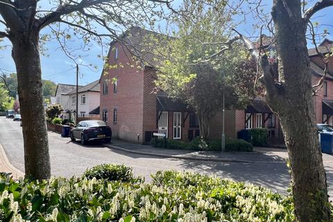 Flat, 2 Wey Road, Godalming, GU7 1ND
