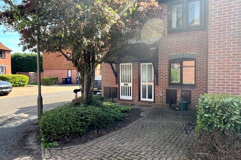 Flat, 2 Wey Road, Godalming, GU7 1ND
