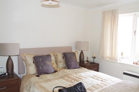 Flat, 2 Wey Road, Godalming, GU7 1ND
