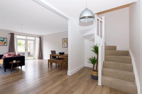 6 Kemsing Close, Bexley, DA5 1JH