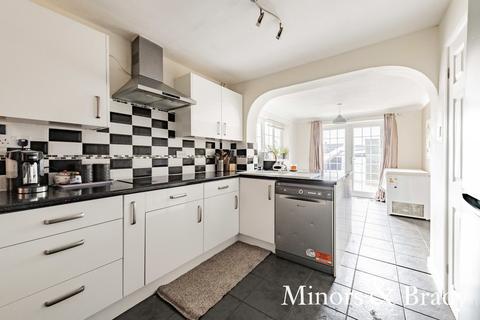 4 Ashley Walk, Dereham, NR19 1BW