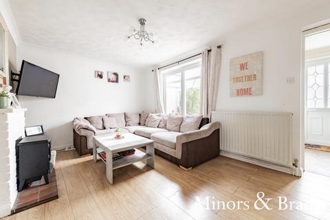 4 Ashley Walk, Dereham, NR19 1BW