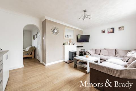 4 Ashley Walk, Dereham, NR19 1BW