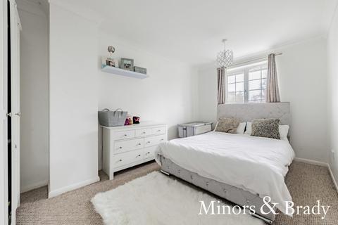 4 Ashley Walk, Dereham, NR19 1BW