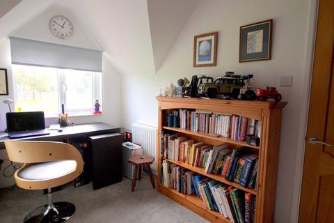 3 Aysshton Gardens, Callington, PL17 7DW