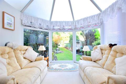 7 Cherry Gardens, Billericay, CM12 0HA