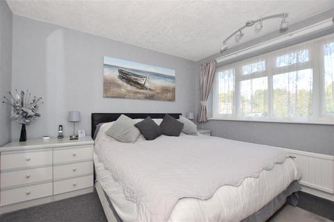 7 Cherry Gardens, Billericay, CM12 0HA