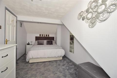 7 Cherry Gardens, Billericay, CM12 0HA
