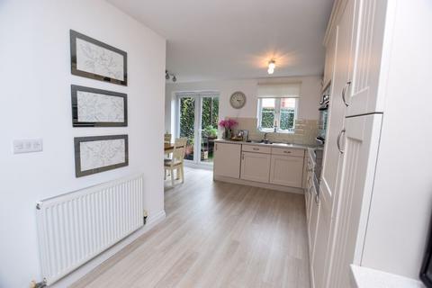 51 Bathern Road, Exeter, EX2 7QE