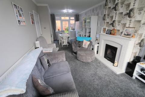 18 Cedarwood Croft, Birmingham, B42 1HS