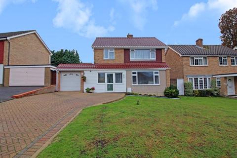 7 Riding Hill, South Croydon, CR2 9LP