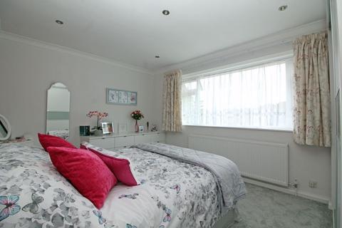 7 Riding Hill, South Croydon, CR2 9LP
