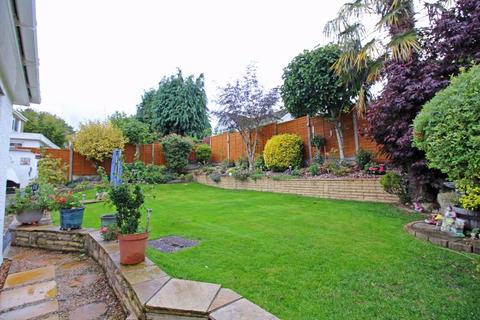 7 Riding Hill, South Croydon, CR2 9LP