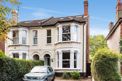 21 The Crescent, Belmont, Sutton, SM2 6BP
