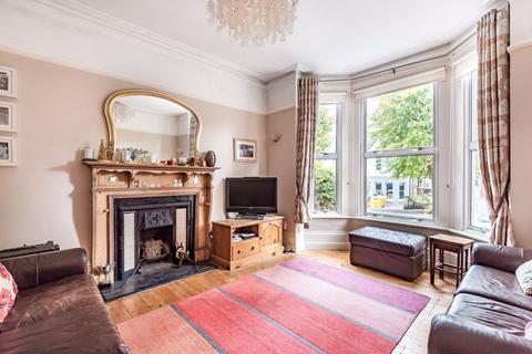 21 The Crescent, Belmont, Sutton, SM2 6BP