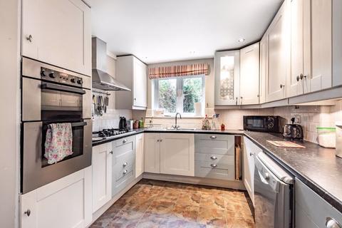 21 The Crescent, Belmont, Sutton, SM2 6BP