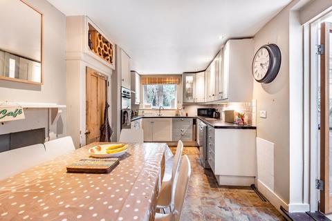 21 The Crescent, Belmont, Sutton, SM2 6BP