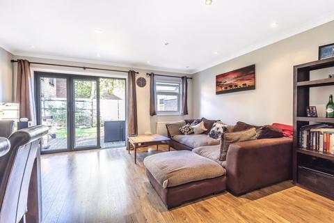 2 Hanover Close, Sutton, SM3 9SL