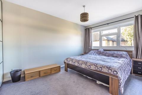 2 Hanover Close, Sutton, SM3 9SL