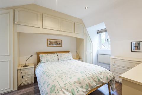 7 Quadrangle Close, London, SE1 4SQ