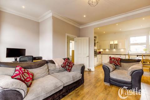 76 Willingdon Road, London, N22 6SD