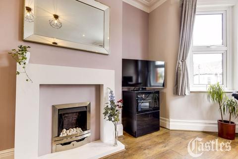 76 Willingdon Road, London, N22 6SD