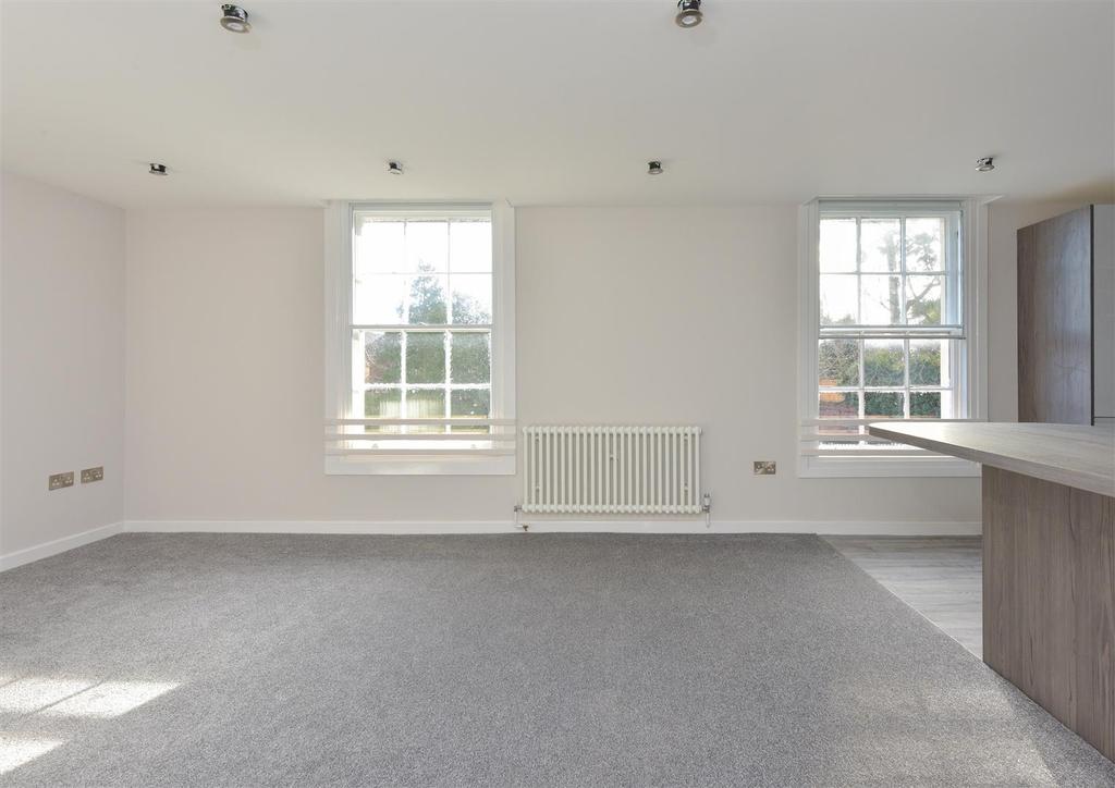 Apartment 5 008.jpg
