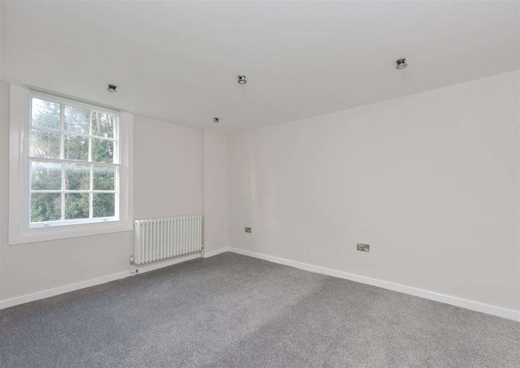 Apartment 5 010.jpg