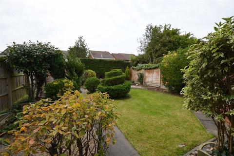 2 Blenheim Close, Hinckley, LE10 1TT