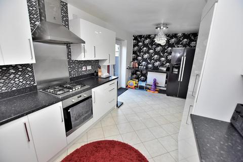 9 Duxford Grove, Wolverhampton, WV2 2RU