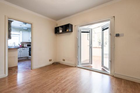 12 Abbotts Walk, Bexleyheath, DA7 5RJ