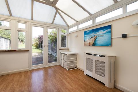 12 Abbotts Walk, Bexleyheath, DA7 5RJ