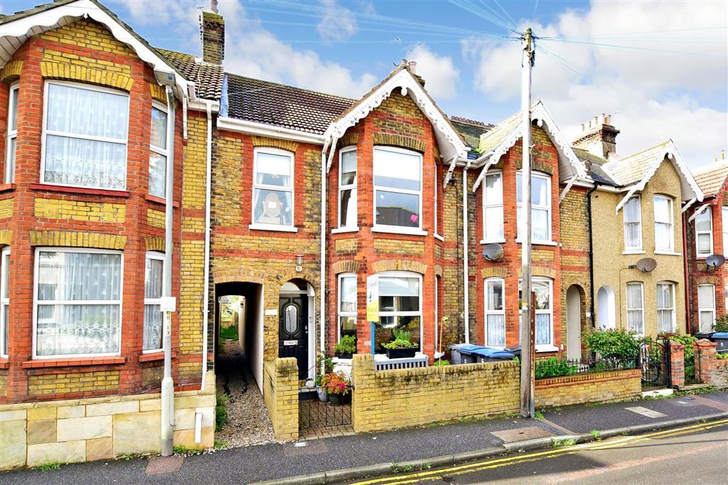 Blenheim Road, Deal, Kent 3 bed terraced house £410,000