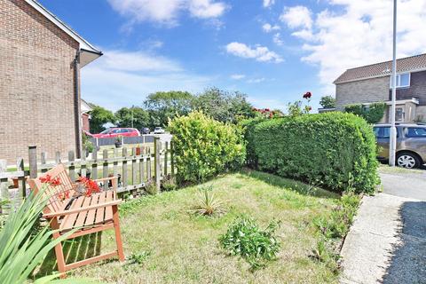 54 Cranleigh Drive, Whitfield, Dover, CT16 3NL