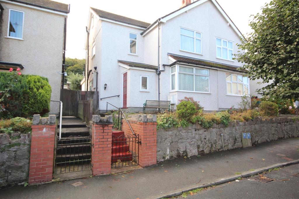 Nant Y Glyn Avenue, Colwyn Bay 3 bed semidetached house £145,950