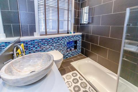 Flat 1, 14 Low Ousegate, York, YO1 9QU