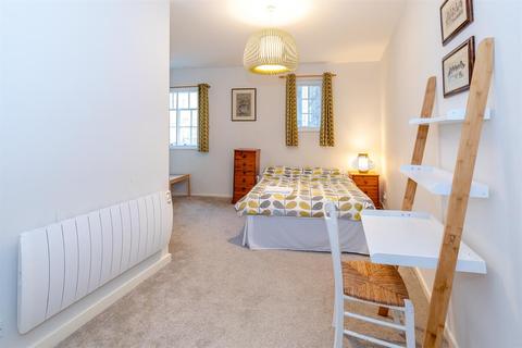 Flat 1, 14 Low Ousegate, York, YO1 9QU