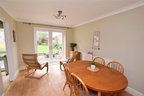 29 Gleneagles, Waltham, Grimsby, DN37 0XD
