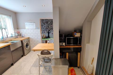 15 Brunel Road, Stevenage, SG2 0AB