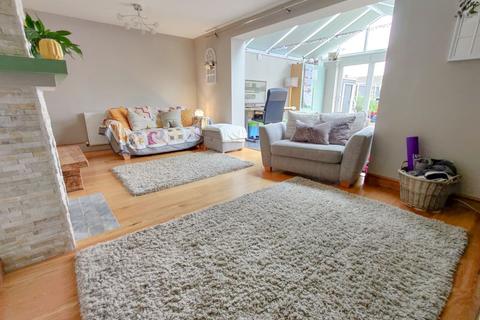 15 Brunel Road, Stevenage, SG2 0AB