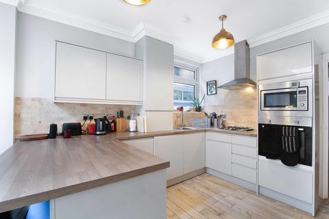 20 Leasowes Road, London, E10 7BE