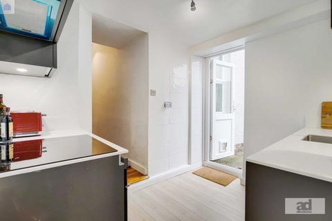 207 Crownfield Road, London, E15 2AS