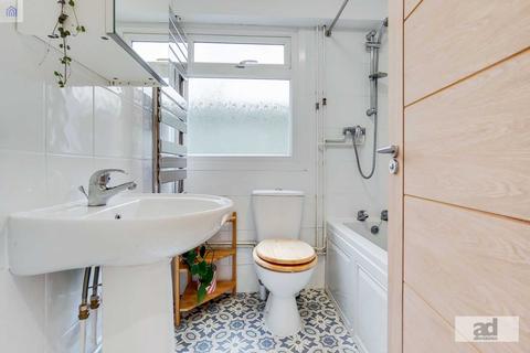 207 Crownfield Road, London, E15 2AS