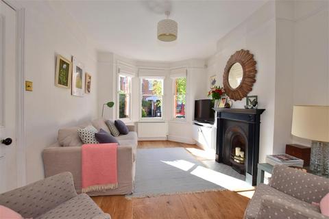 24 Ashburnham Road, Tonbridge, TN10 3DU