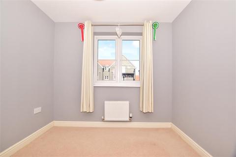 23 Broadview Close, Kingsnorth, Ashford, TN25 7AQ