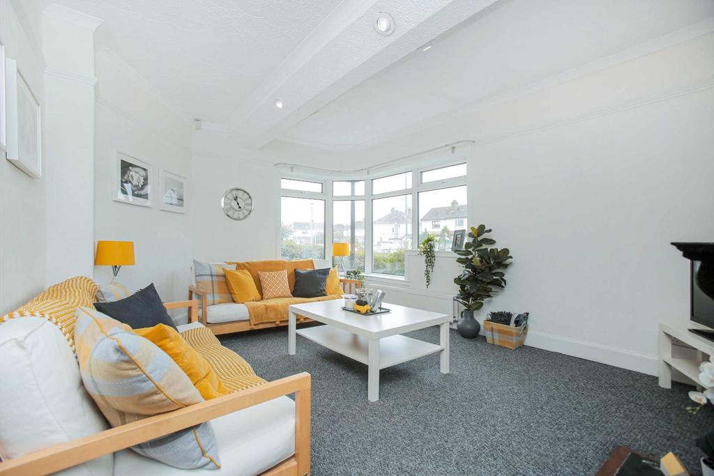 Cockles Loan, Renfrew 3 bed flat £85,000