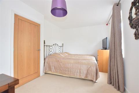 6 Mowbray Close, Epping, CM16 5AZ