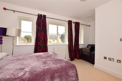 6 Mowbray Close, Epping, CM16 5AZ
