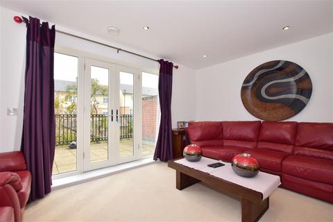 6 Mowbray Close, Epping, CM16 5AZ